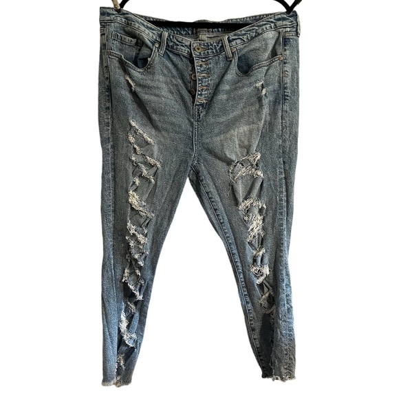 Torrid Womens Jeans Size 18R Distressed Faded Ripped Ankle Skinny Med Wash - Picture 1 of 12